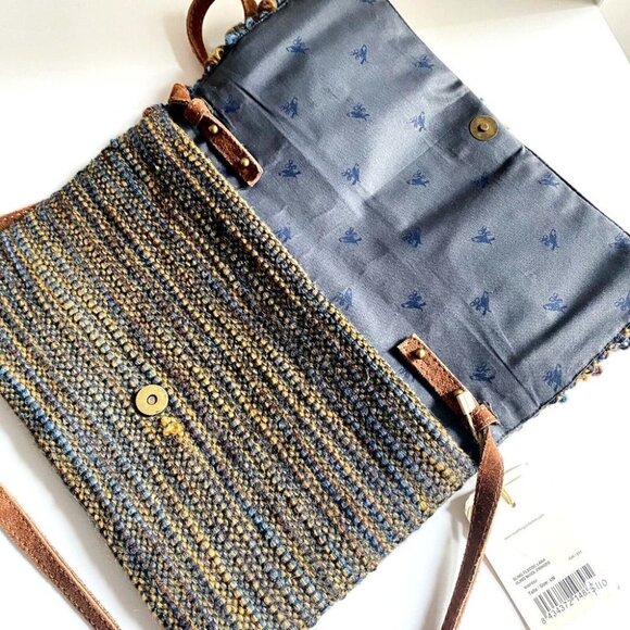 NWT  Nice Things by Paloma S. Knitted Texture Convertible Crossbody Clutch - Picture 8 of 9